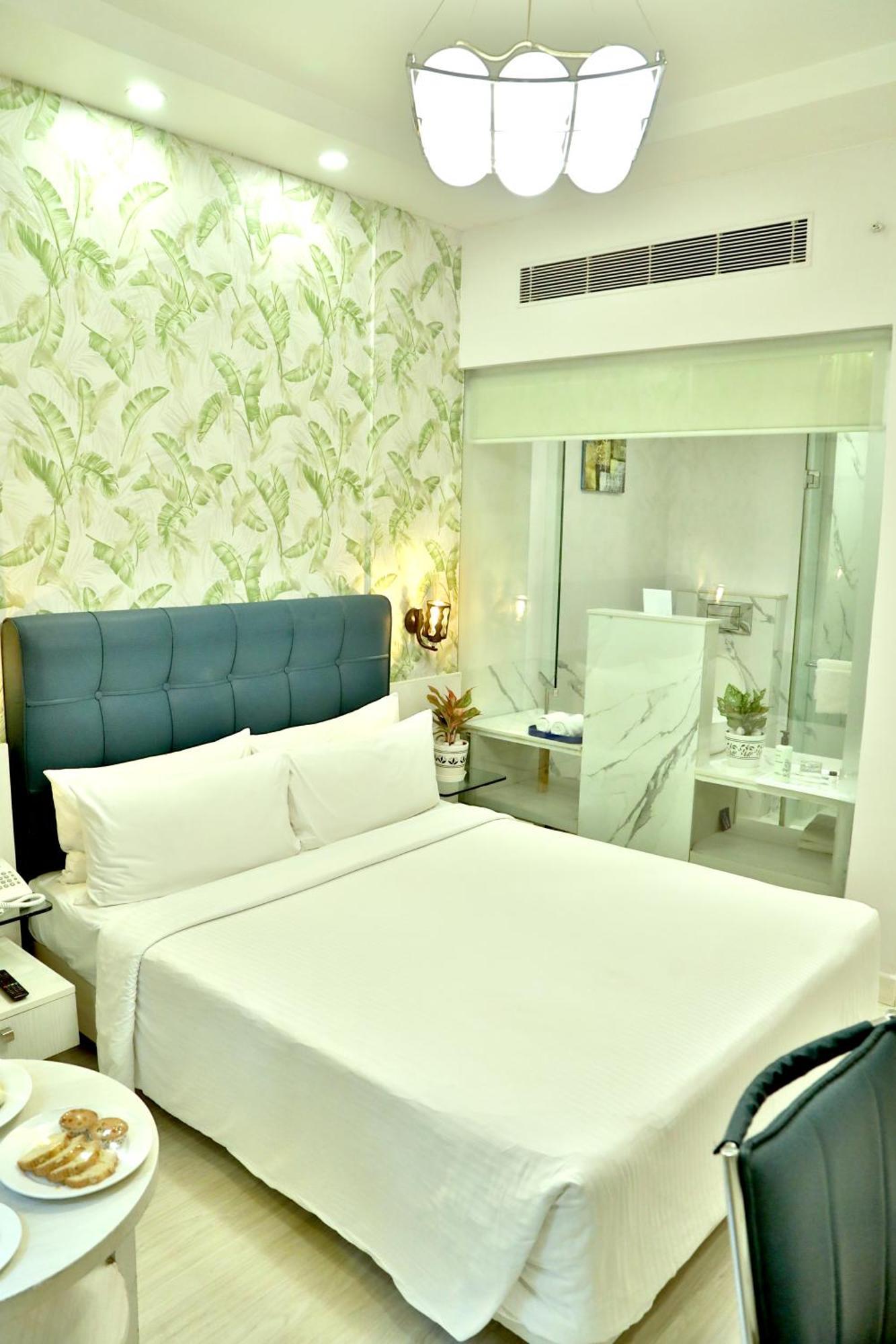 Sarovar Portico Naraina, Hotel Új-Delhi Kültér fotó