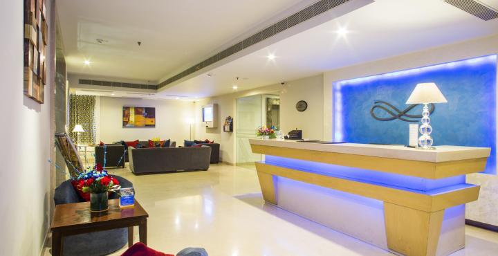 Sarovar Portico Naraina, Hotel Új-Delhi Kültér fotó